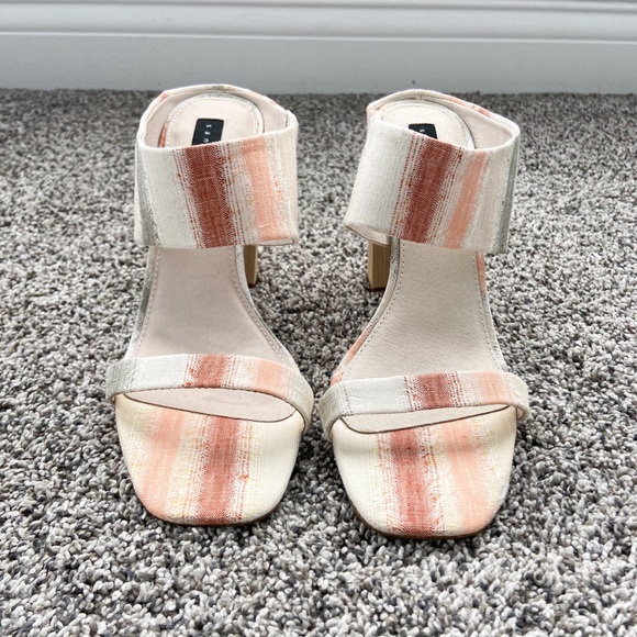 Sanctuary Spears Sandals - Picture 2 of 9